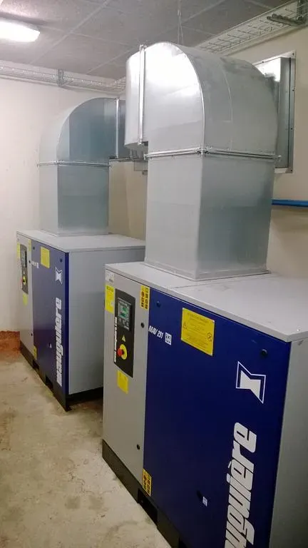 Groupe d’eau glacée à Notre-Dame-D'Oé